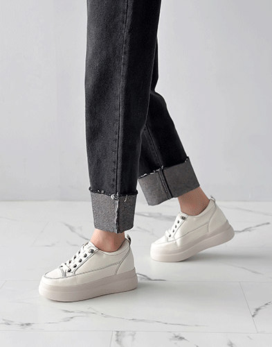 도시 무드 심플 스니커즈 감각적인 컬러감 (상품번호: UR-5216)