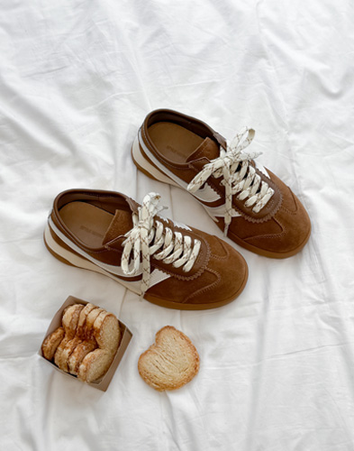 부드럽고 탄력 있는 트레이닝화 편안하면서 스타일리시 (상품번호: SN-4802)