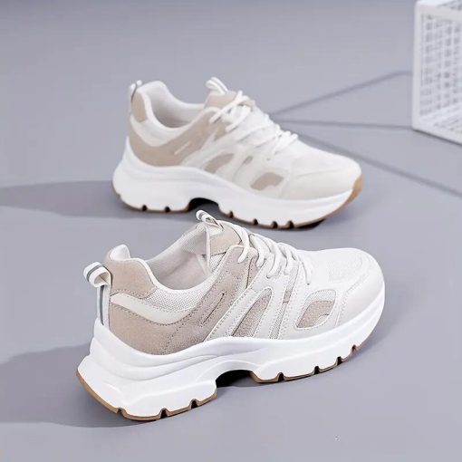 디자인과 착용감을 동시에 만족시키는 모던 스니커즈 SG-001